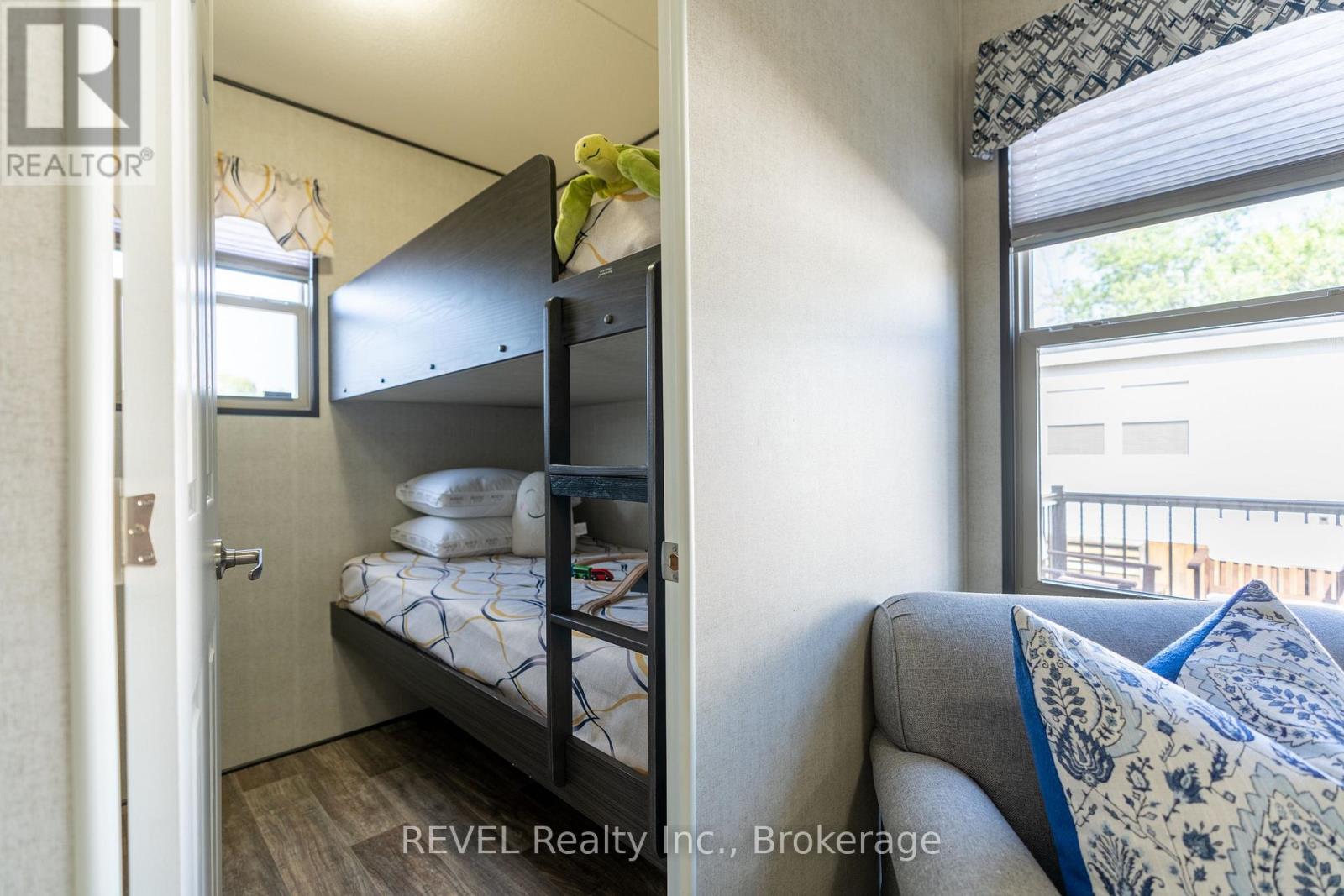 303 - 1501 Line 8 Road, Niagara-On-The-Lake, Ontario  L0S 1L0 - Photo 8 - X12795656