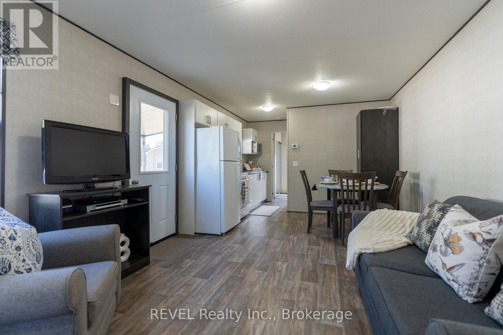 303 - 1501 Line 8 Road, Niagara-On-The-Lake, Ontario  L0S 1L0 - Photo 9 - X12795656