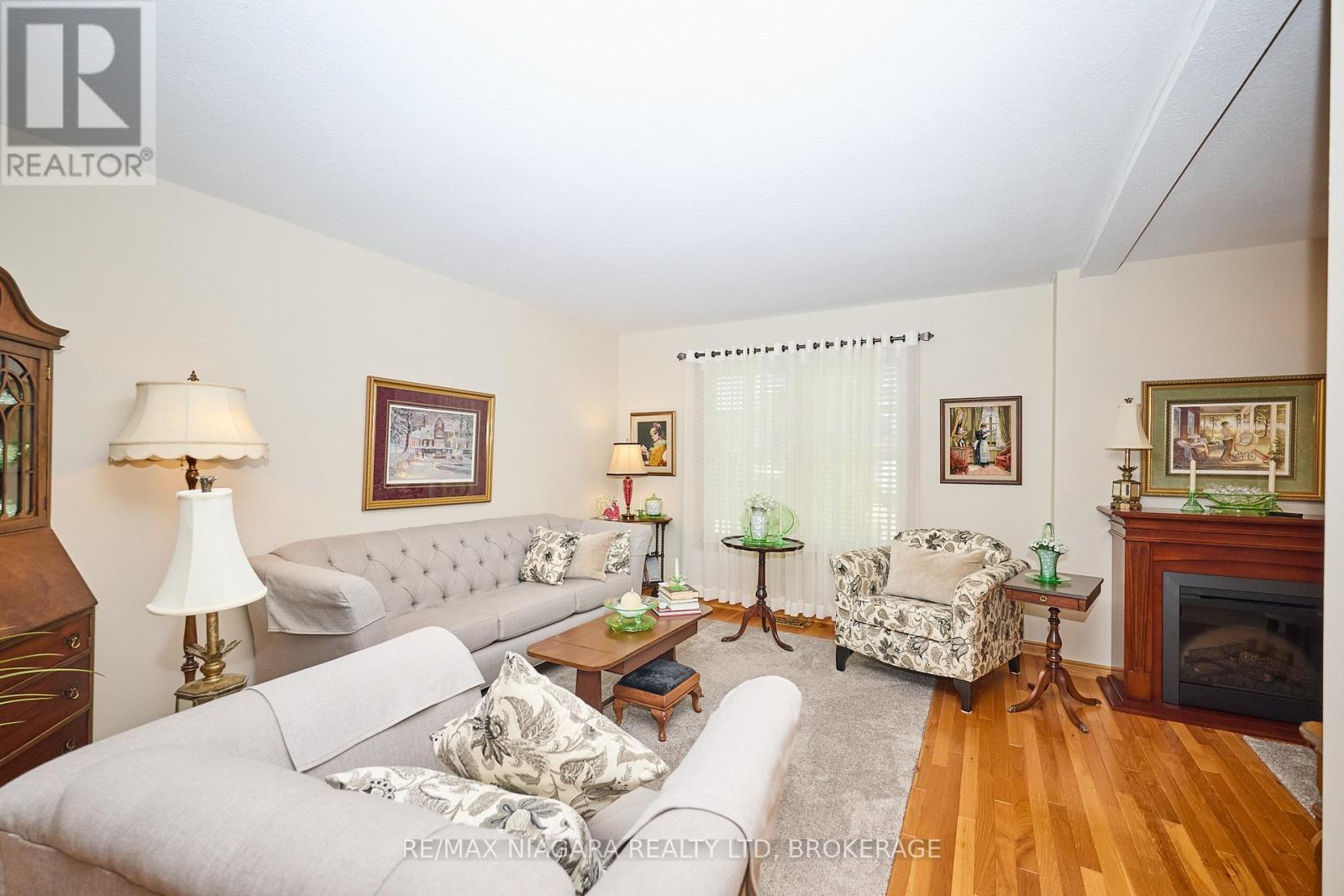 524 Lakeview Road, Fort Erie, Ontario  L2A 4W6 - Photo 7 - X12796020
