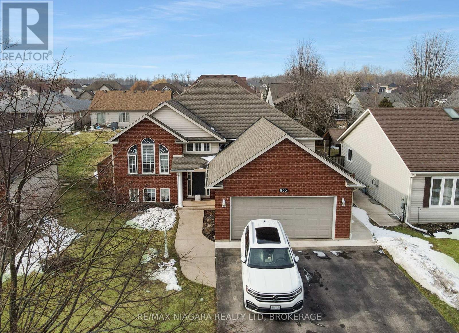 865 CANADA DRIVE, Fort Erie, Ontario