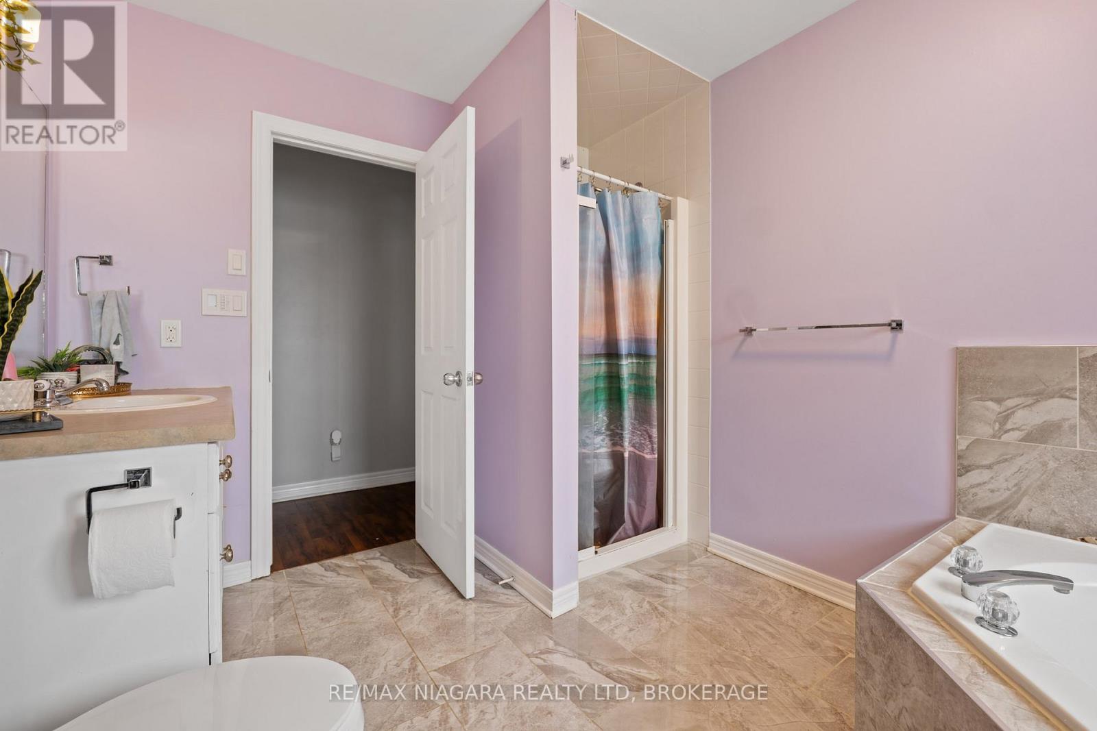 865 Canada Drive, Fort Erie, Ontario  L2A 6S5 - Photo 15 - X12797032