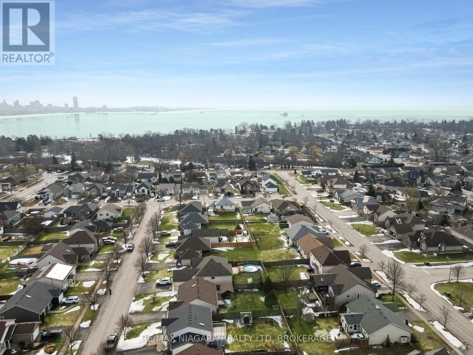 865 Canada Drive, Fort Erie, Ontario  L2A 6S5 - Photo 33 - X12797032