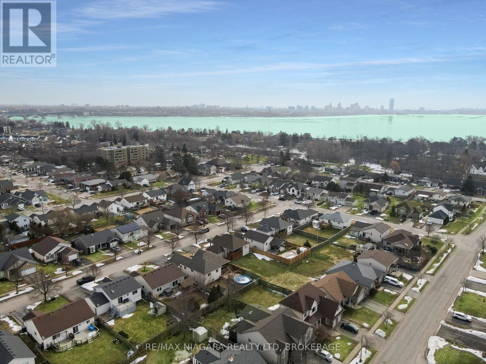 865 Canada Drive, Fort Erie, Ontario  L2A 6S5 - Photo 34 - X12797032