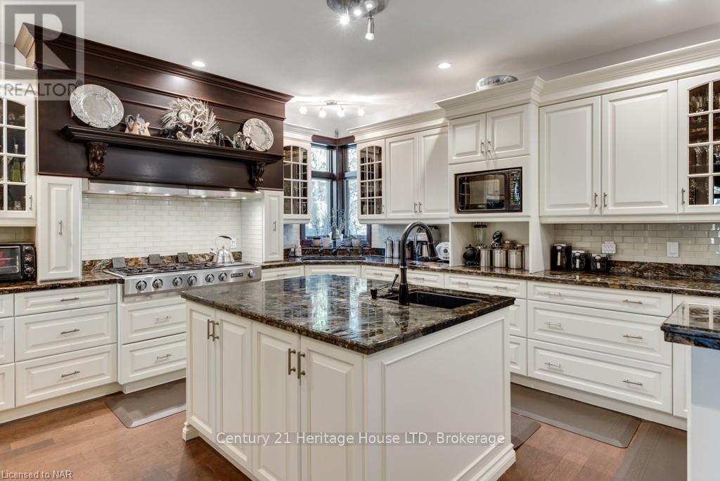 4025 Niagara River Parkway, Fort Erie, Ontario  L0S 1S0 - Photo 23 - X12799672