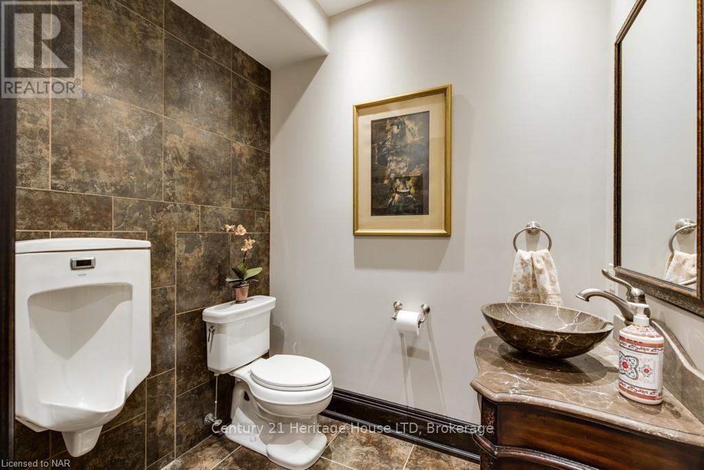 4025 Niagara River Parkway, Fort Erie, Ontario  L0S 1S0 - Photo 25 - X12799672