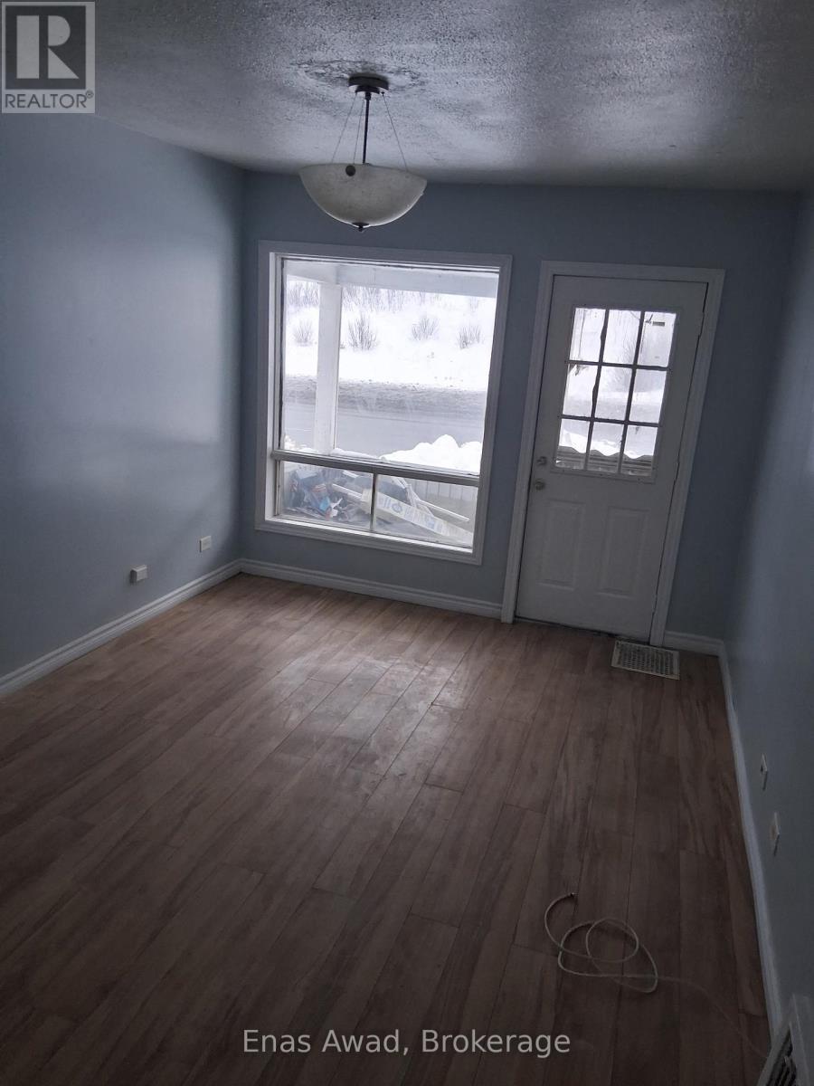 633 Kingsway, Greater Sudbury, Ontario  P3B 2E4 - Photo 4 - X12800190