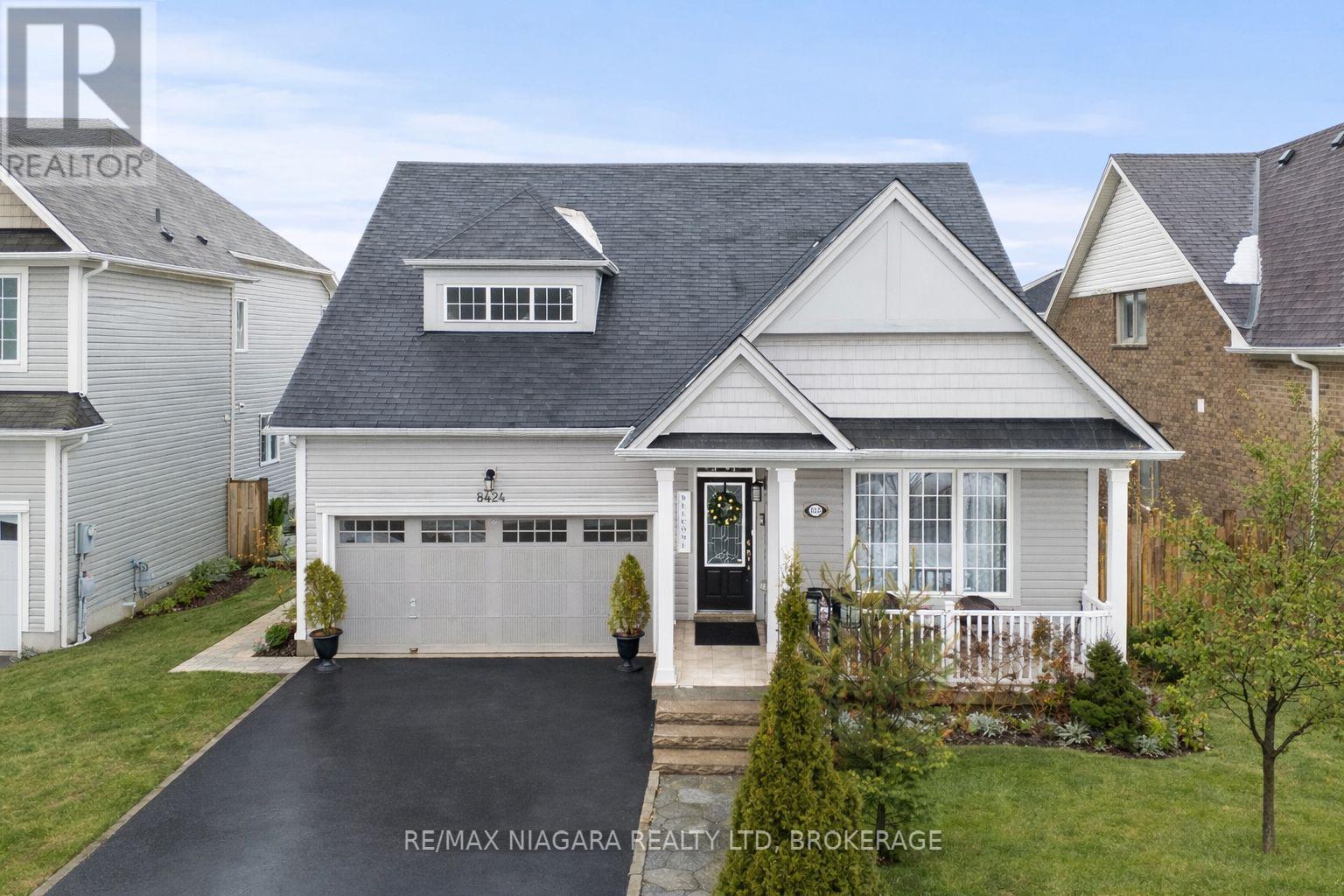 8424 MULBERRY DRIVE, Niagara Falls, Ontario