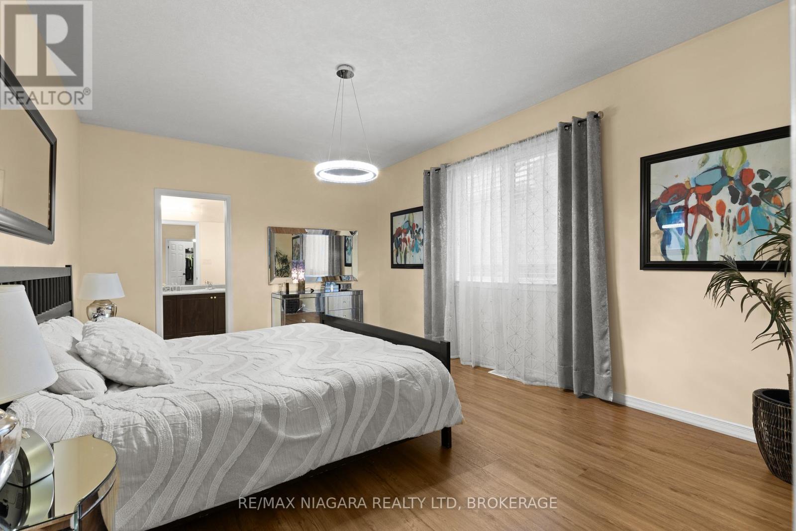 8424 Mulberry Drive, Niagara Falls, Ontario  L2H 0K4 - Photo 15 - X12803674