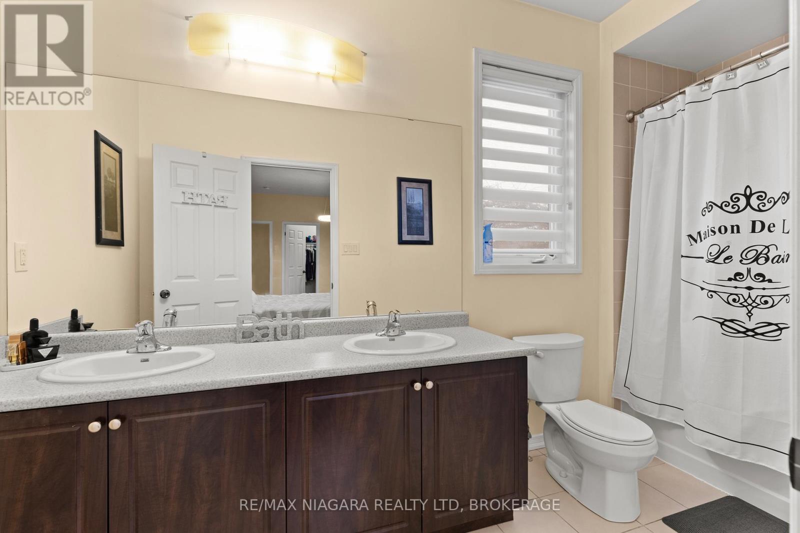 8424 Mulberry Drive, Niagara Falls, Ontario  L2H 0K4 - Photo 17 - X12803674