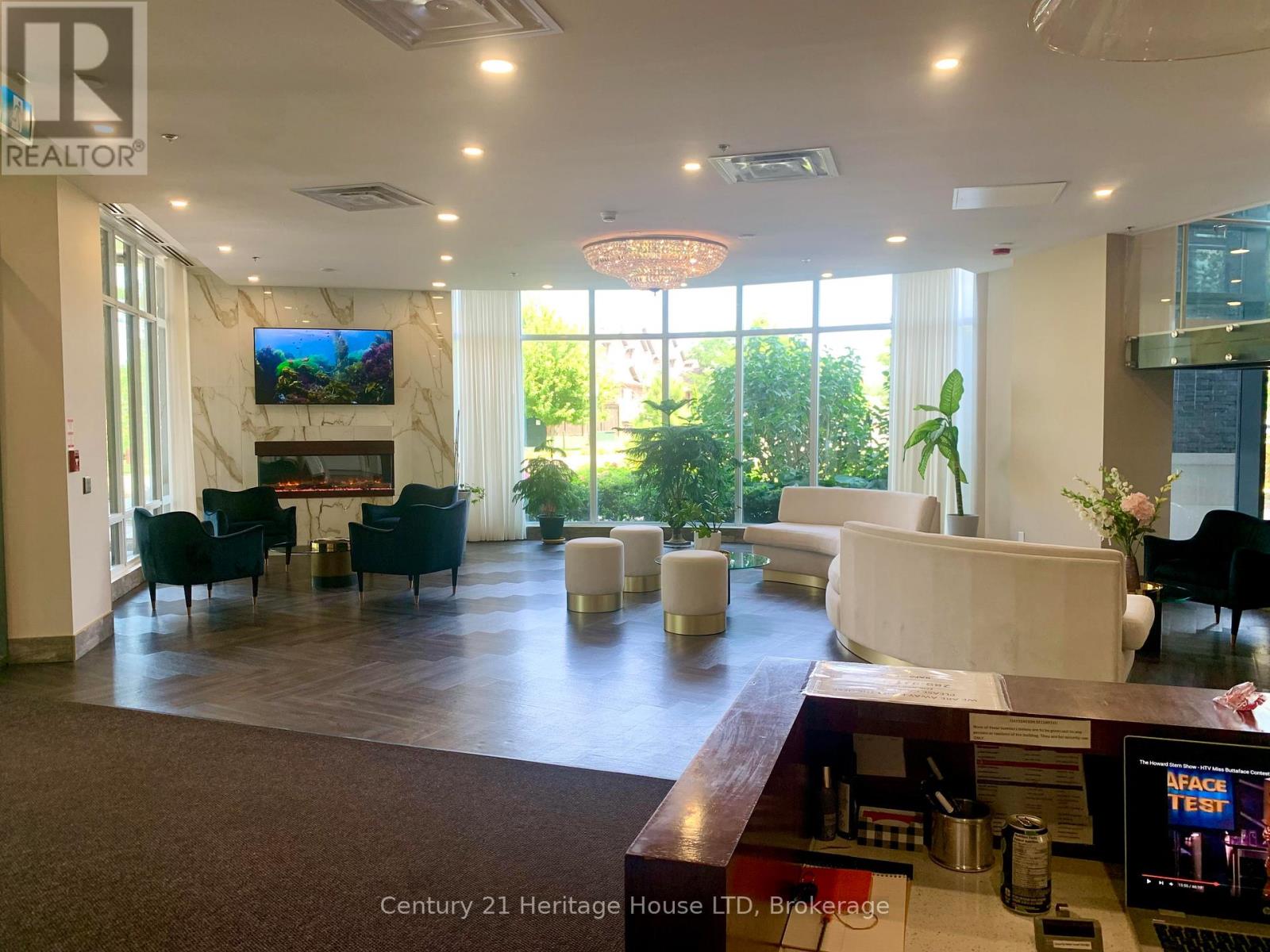 313 - 7711 Green Vista Gate, Niagara Falls, Ontario  L2G 0A8 - Photo 4 - X12810370