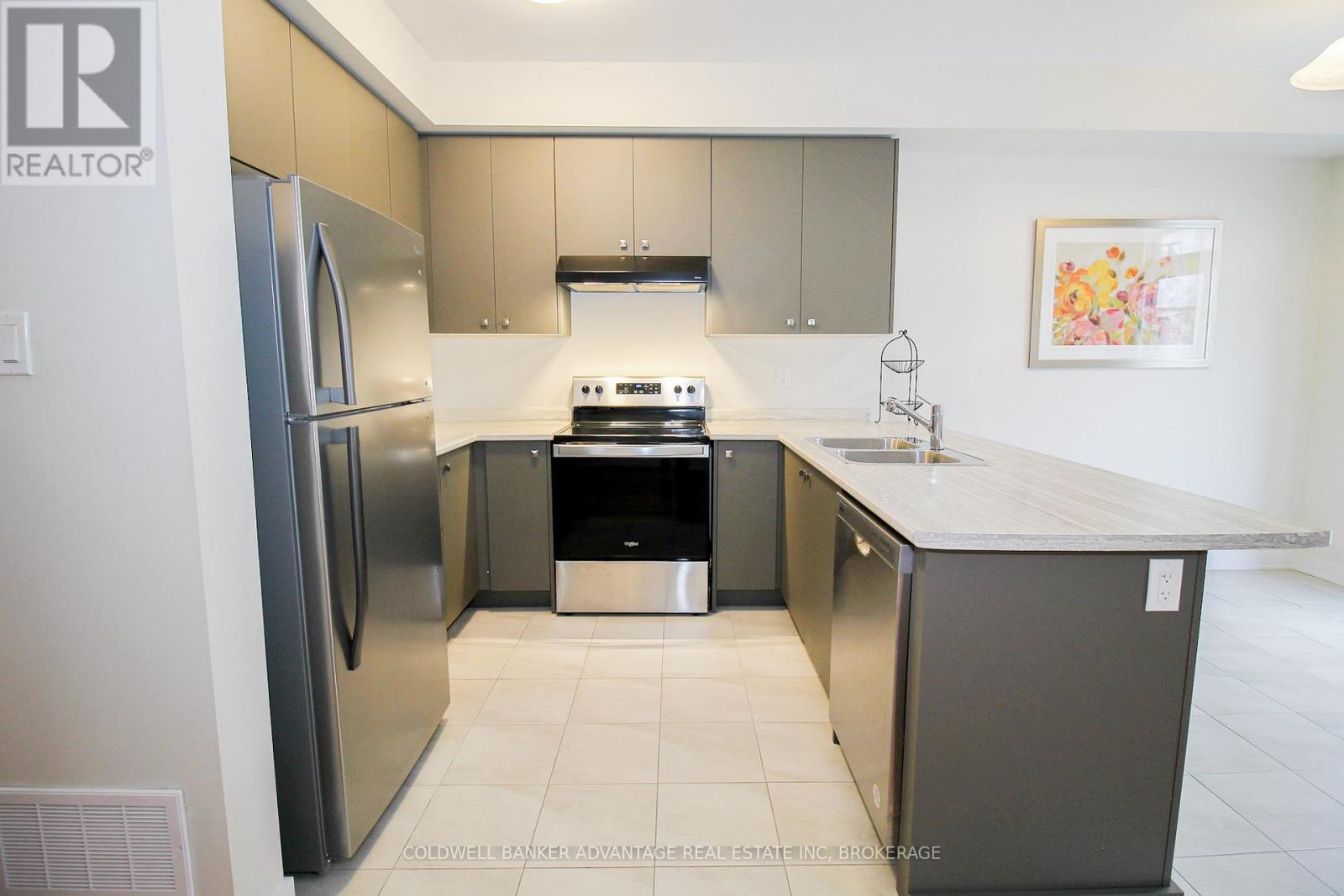 77 Keelson Street, Welland, Ontario  L3B 0M4 - Photo 11 - X12810388