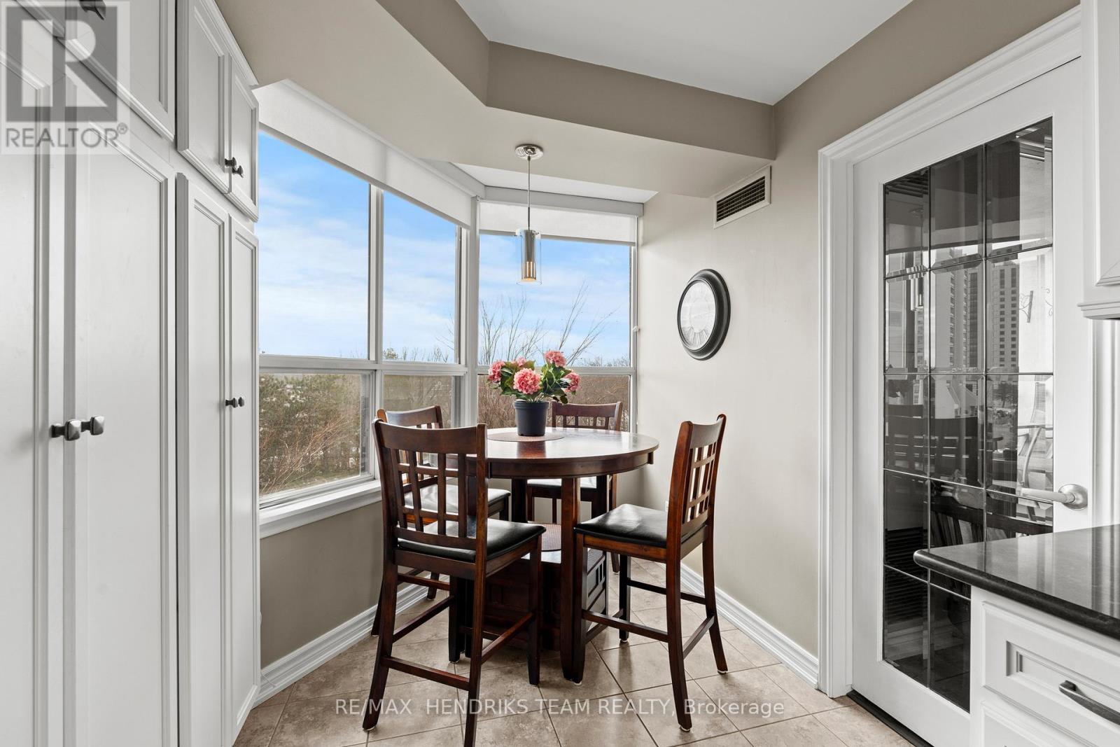 502 - 3 Towering Heights Boulevard, St. Catharines, Ontario  L2T 4A4 - Photo 14 - X12812678