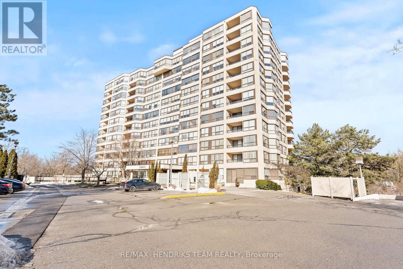 502 - 3 Towering Heights Boulevard, St. Catharines, Ontario  L2T 4A4 - Photo 5 - X12812678