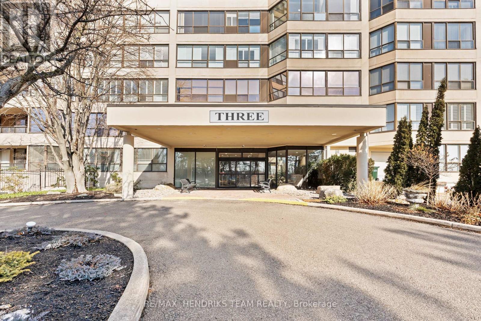 502 - 3 Towering Heights Boulevard, St. Catharines, Ontario  L2T 4A4 - Photo 6 - X12812678
