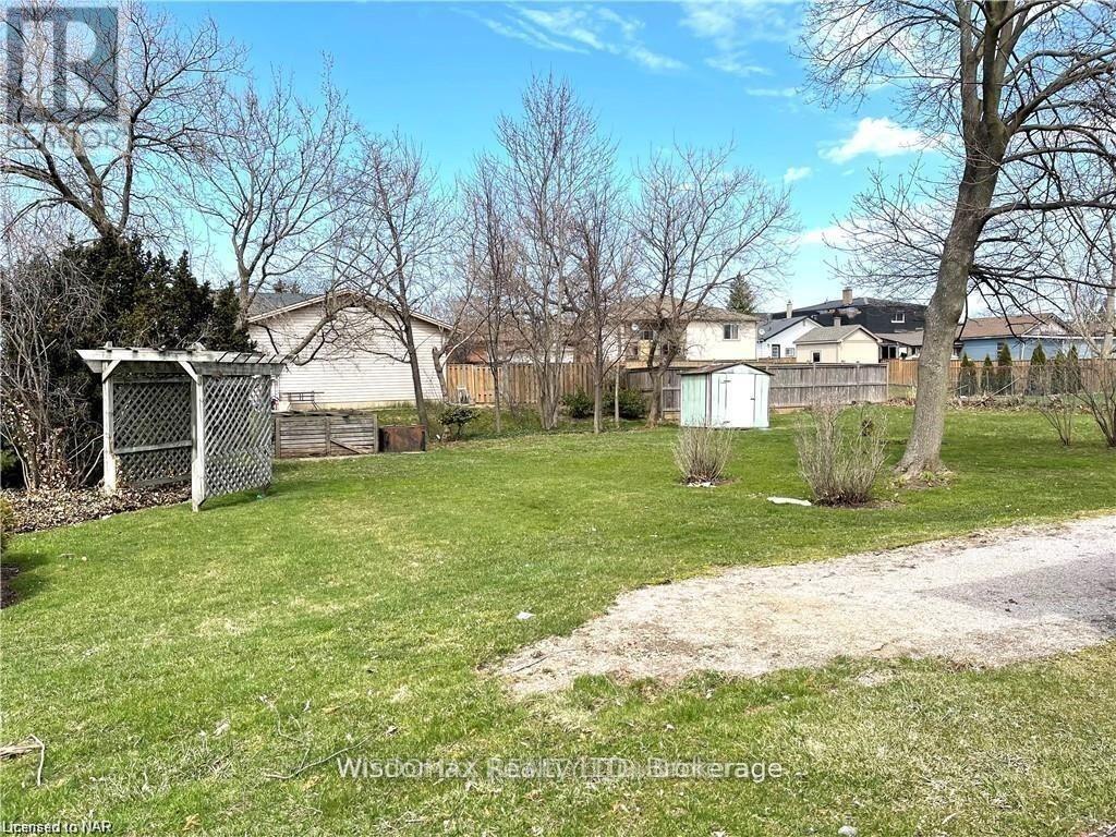 4758 Paddock Trail Drive, Niagara Falls, Ontario  L2H 2T2 - Photo 2 - X12813956