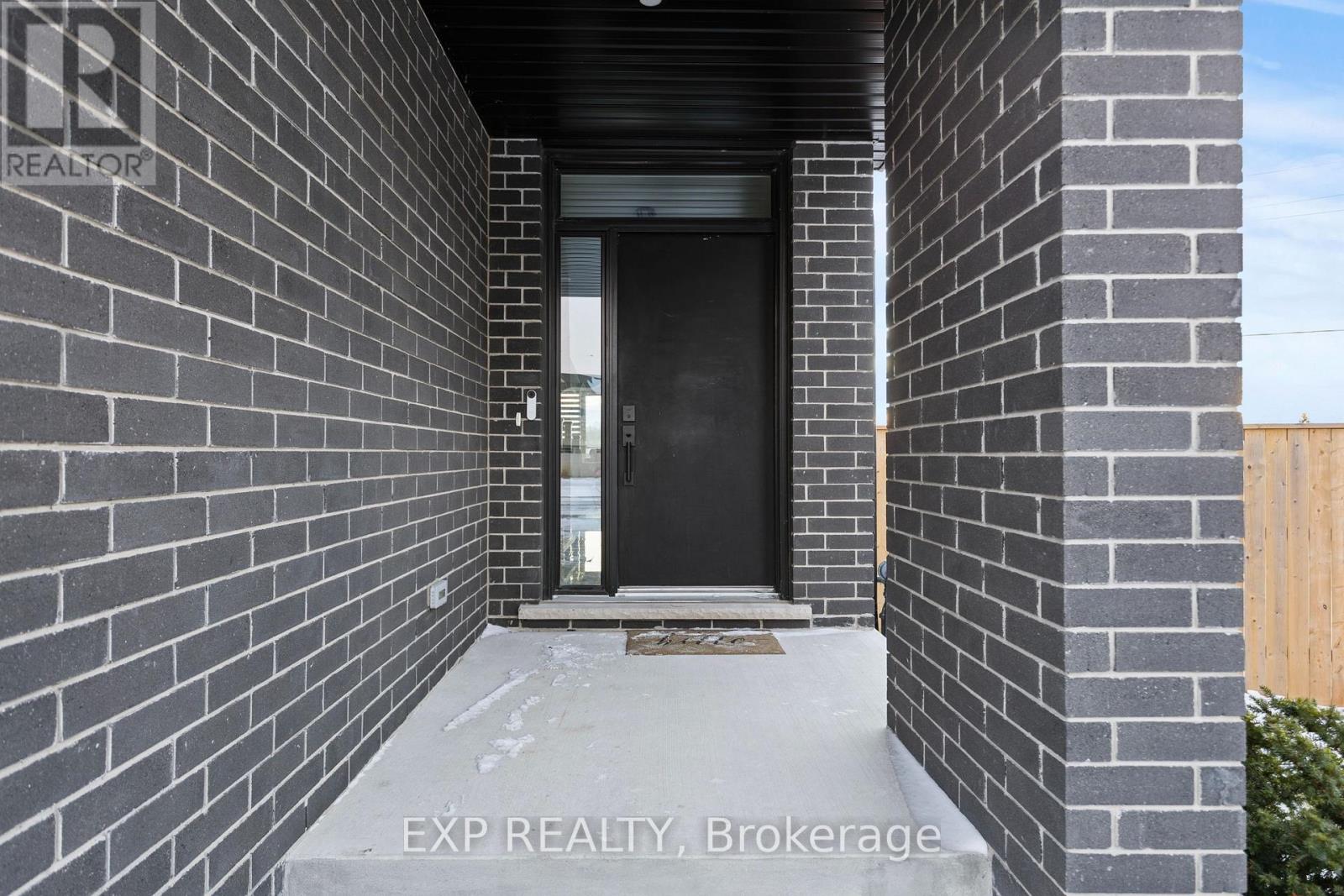 3919 Mitchell Crescent, Fort Erie, Ontario  L0S 1S0 - Photo 6 - X12815022