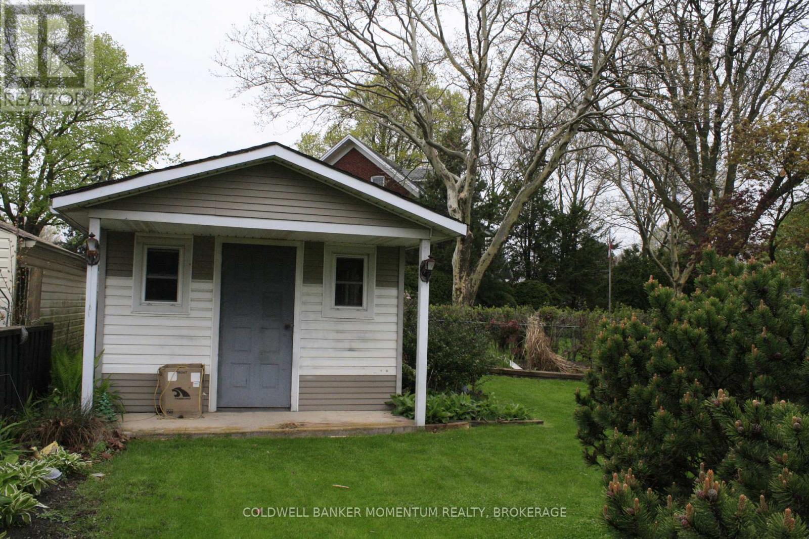 4351 Briarwood Avenue, Niagara Falls, Ontario  L2E 5W2 - Photo 5 - X12816338