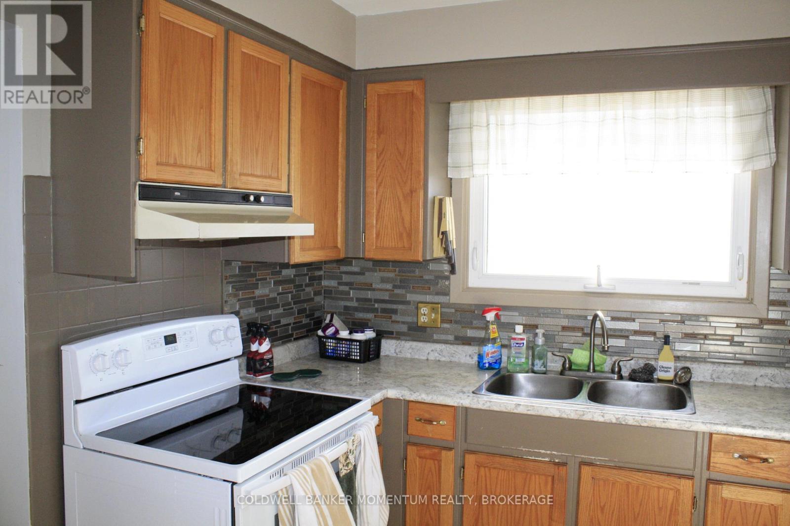 4351 Briarwood Avenue, Niagara Falls, Ontario  L2E 5W2 - Photo 6 - X12816338