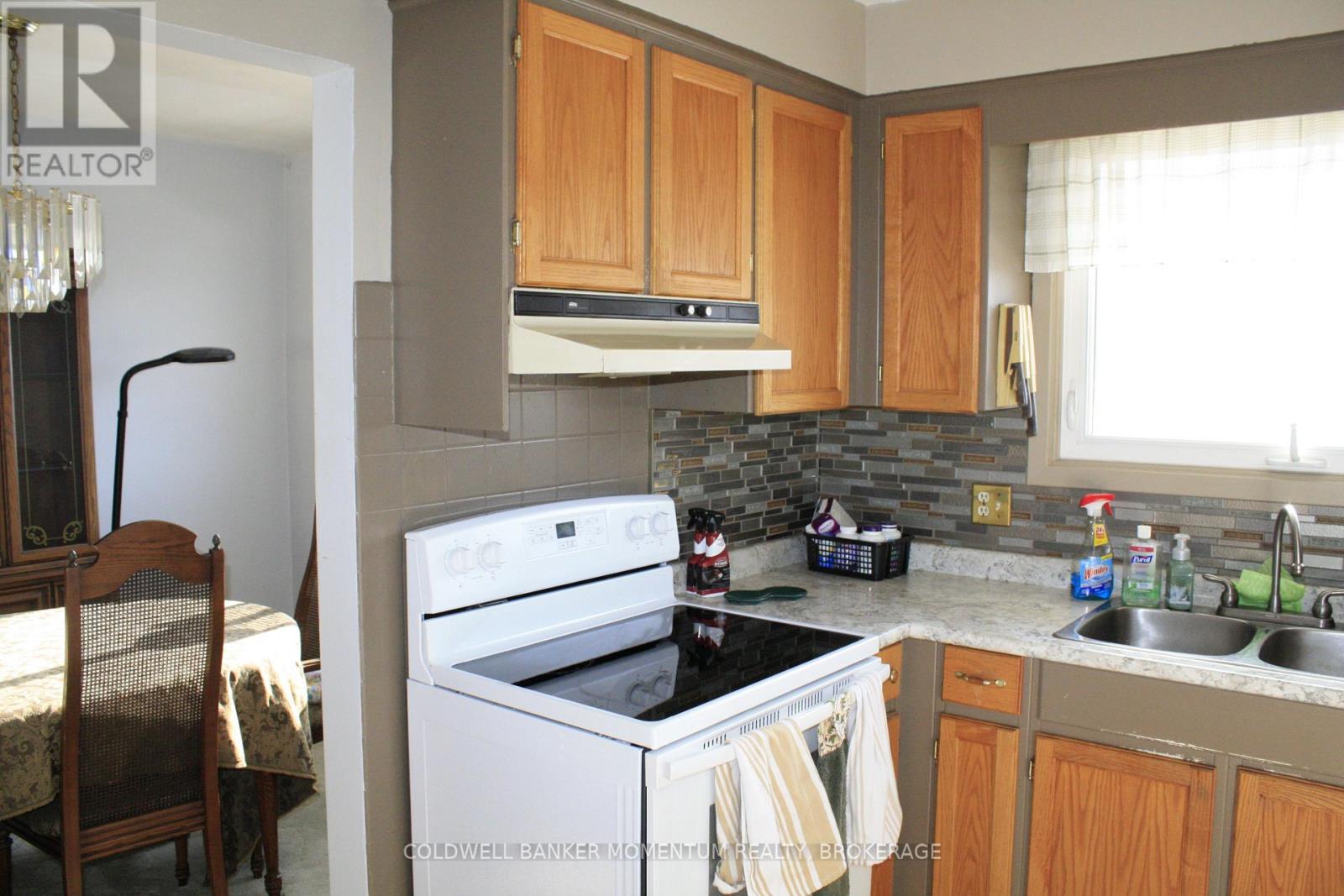4351 Briarwood Avenue, Niagara Falls, Ontario  L2E 5W2 - Photo 7 - X12816338