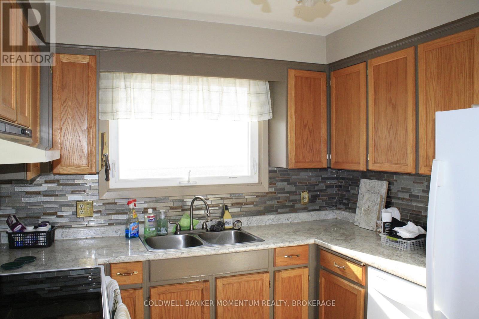 4351 Briarwood Avenue, Niagara Falls, Ontario  L2E 5W2 - Photo 8 - X12816338