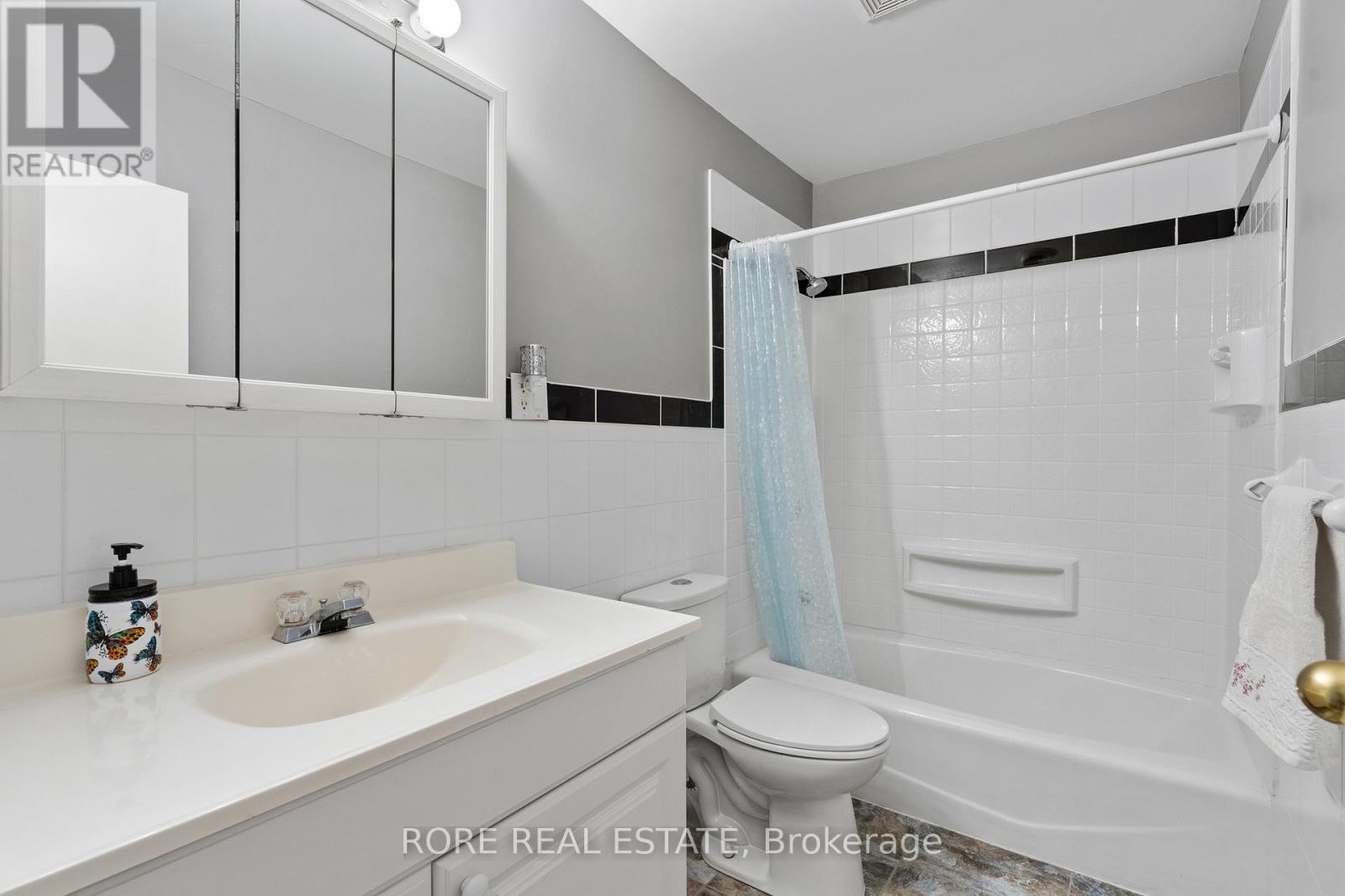 128 Cook Avenue, Fort Erie, Ontario  L0S 1N0 - Photo 12 - X12817924