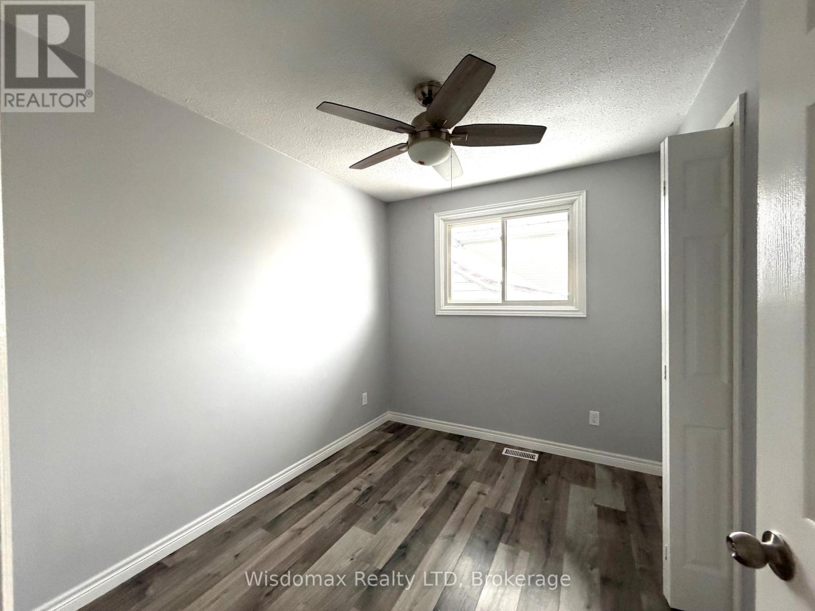 7 Kirk Street, St. Catharines, Ontario  L2S 1B8 - Photo 8 - X12820596