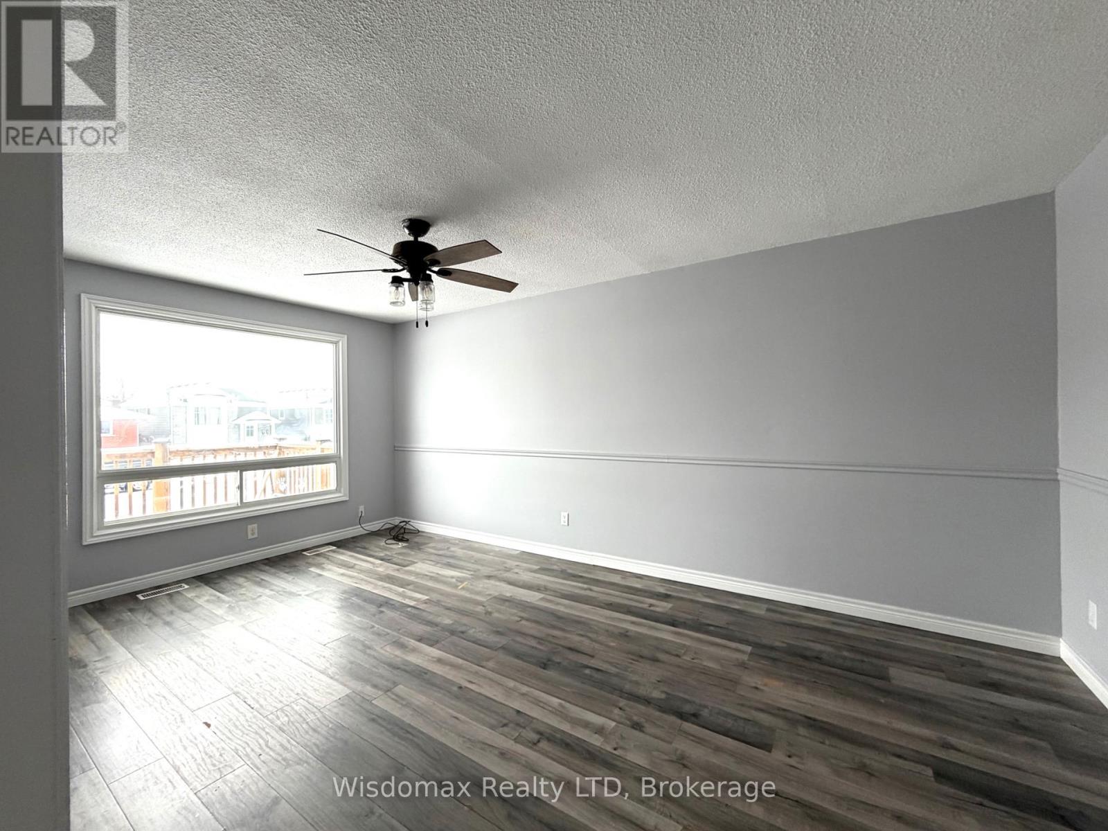 7 Kirk Street, St. Catharines, Ontario  L2S 1B8 - Photo 3 - X12820732