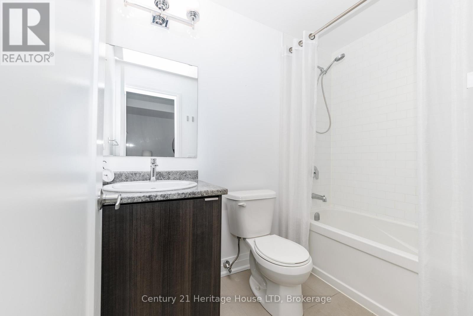 8 - 39 Robinson Street N, Grimsby, Ontario  L3M 3C9 - Photo 21 - X12823066