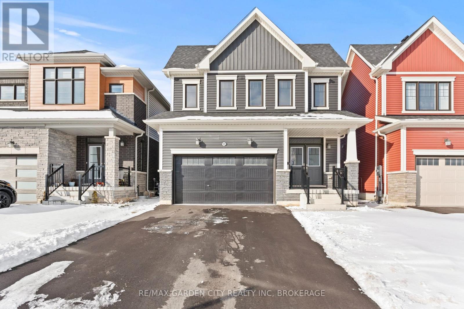 141 HIGGINS AVENUE, Thorold, Ontario