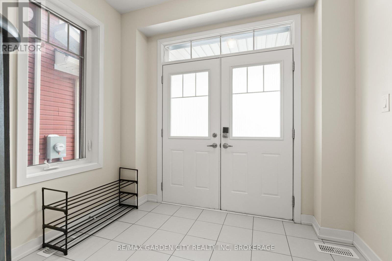 141 Higgins Avenue, Thorold, Ontario  L3B 5N5 - Photo 6 - X12824032