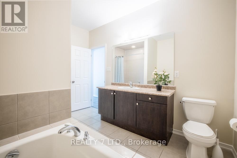 8541 Sweet Chestnut Drive, Niagara Falls, Ontario  L2H 0N1 - Photo 16 - X12829288