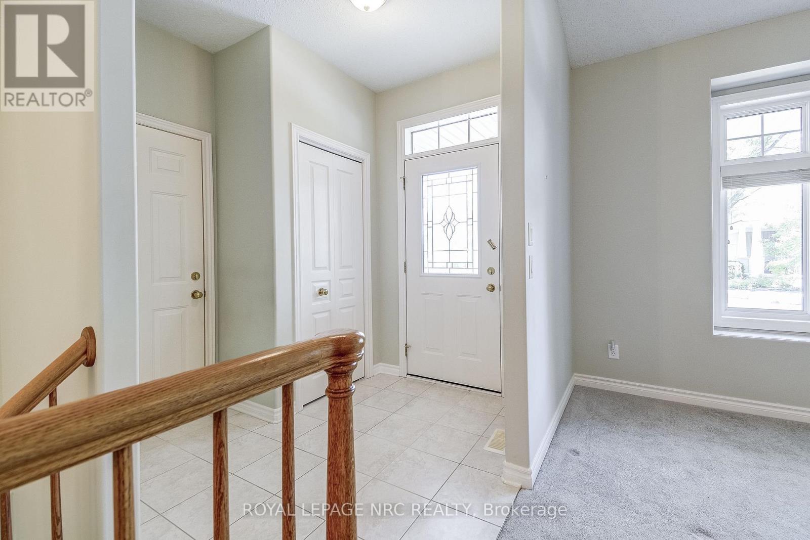 12 - 92 Loretta Drive, Niagara-On-The-Lake, Ontario  L0S 1T0 - Photo 4 - X12830648