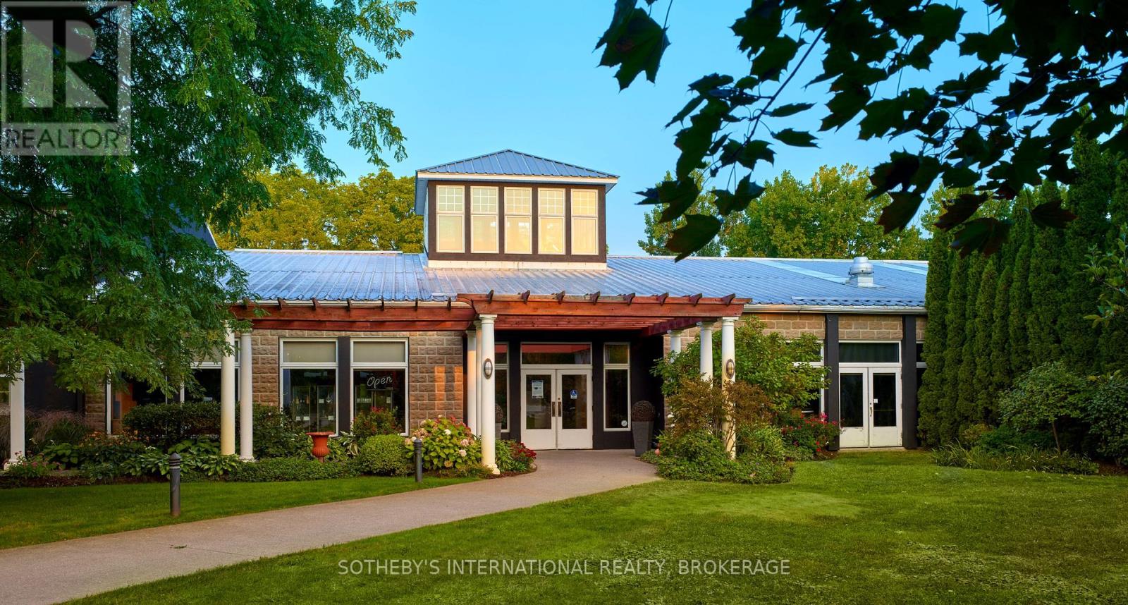 1339 LAKESHORE ROAD, Niagara-on-the-Lake, Ontario