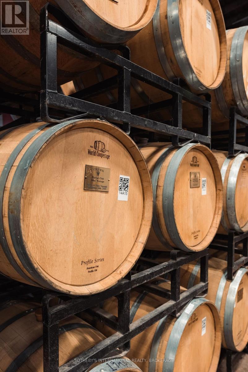 1339 Lakeshore Road, Niagara-On-The-Lake, Ontario  L0S 1J0 - Photo 19 - X12835012