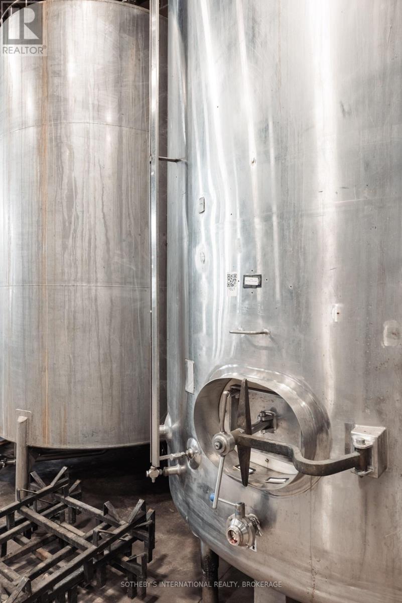 1339 Lakeshore Road, Niagara-On-The-Lake, Ontario  L0S 1J0 - Photo 30 - X12835012