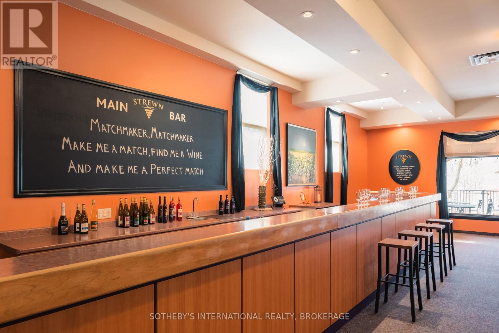 1339 Lakeshore Road, Niagara-On-The-Lake, Ontario  L0S 1J0 - Photo 7 - X12835012