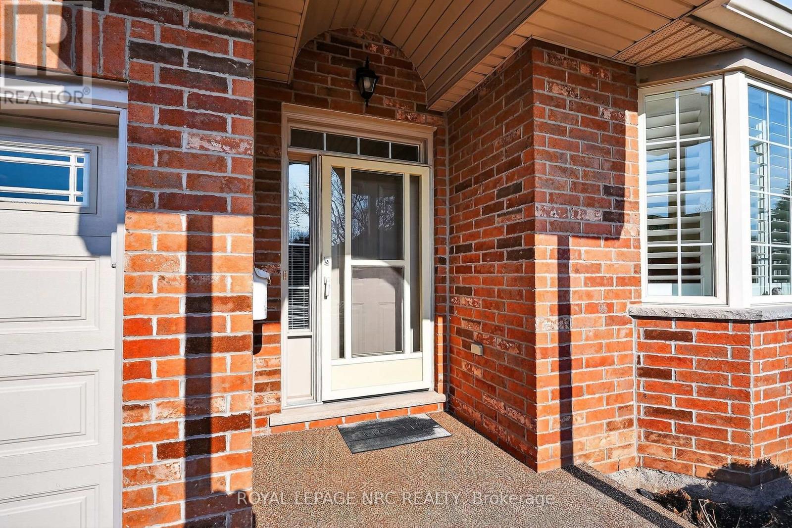 18 - 99 Linwell Road, St. Catharines, Ontario  L2N 1R6 - Photo 4 - X12835224