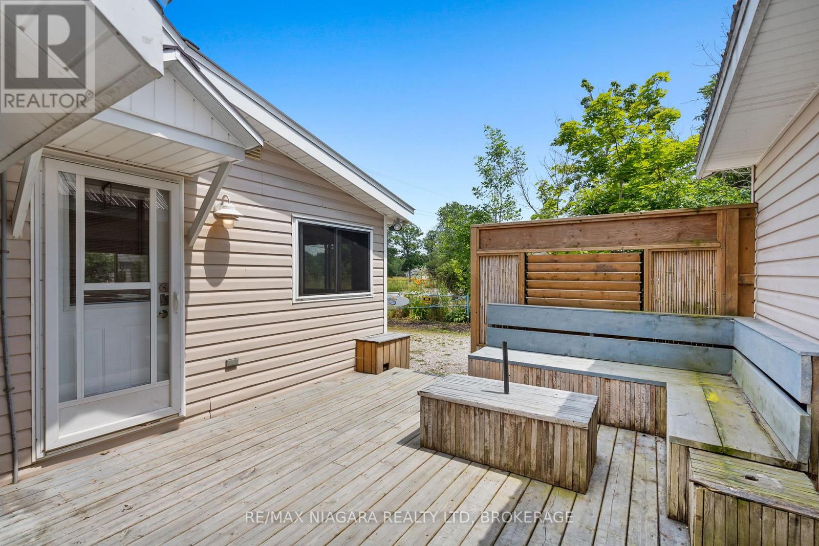 12343 Lakeshore Road, Wainfleet, Ontario  L0S 1V0 - Photo 6 - X12836508