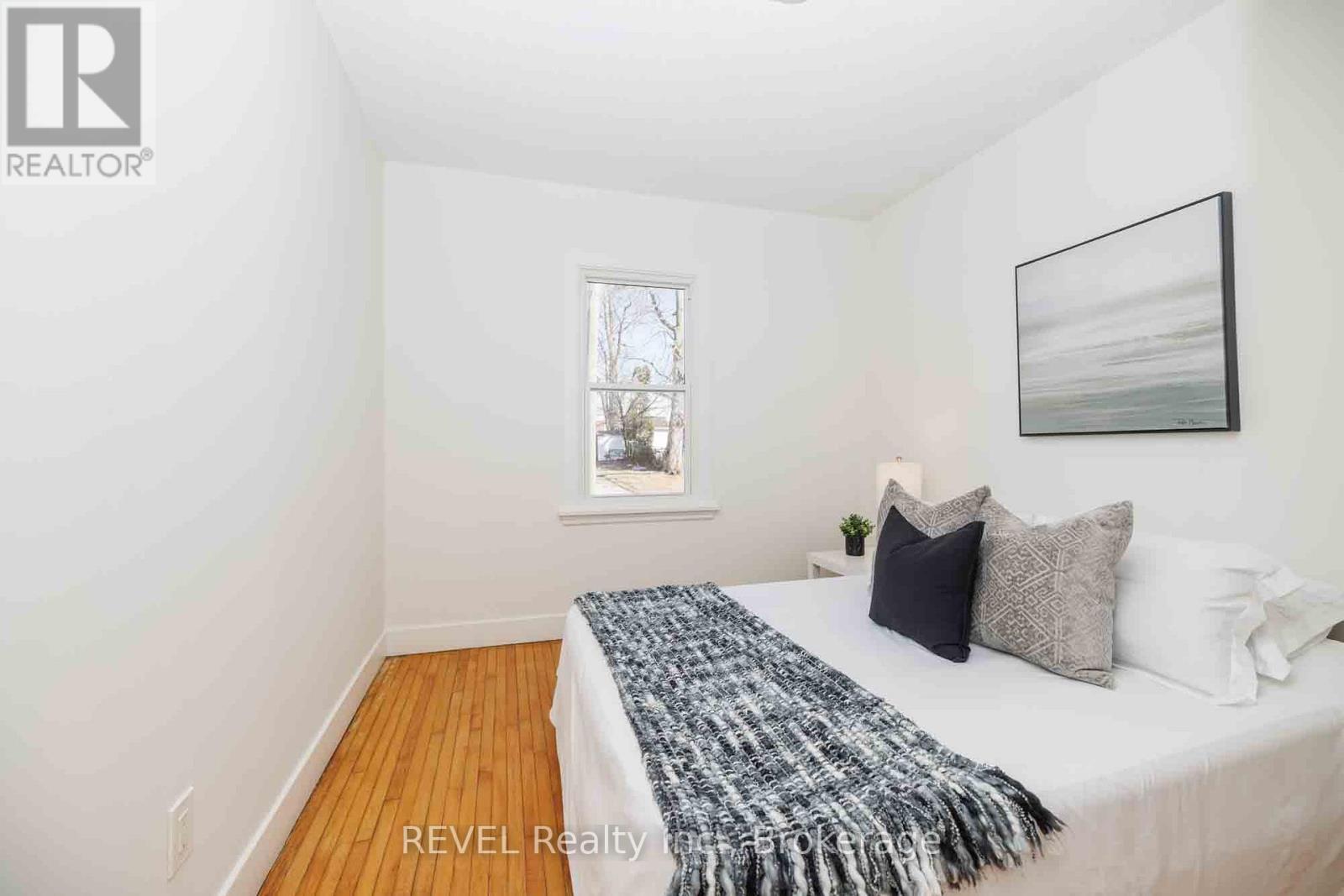 9 Colborne Street, Thorold, Ontario  L2V 3P6 - Photo 12 - X12837004