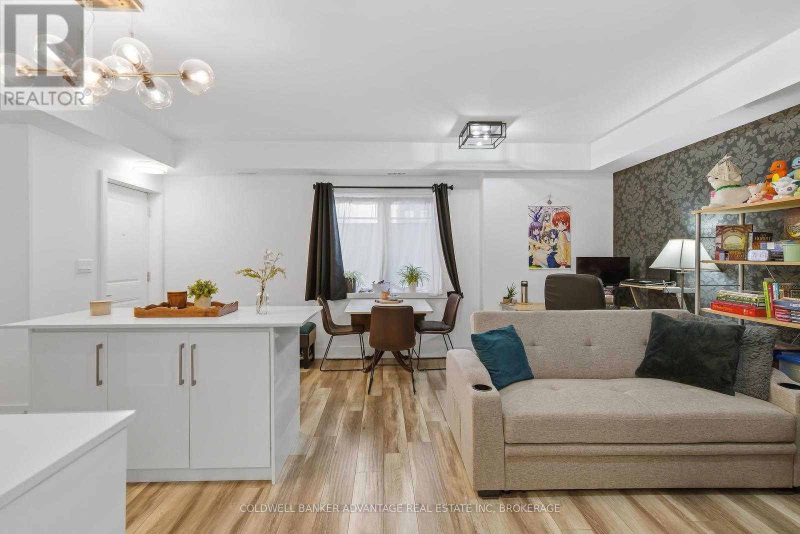 103 - 6065 Mcleod Road, Niagara Falls, Ontario  L2G 0Z7 - Photo 4 - X12838186