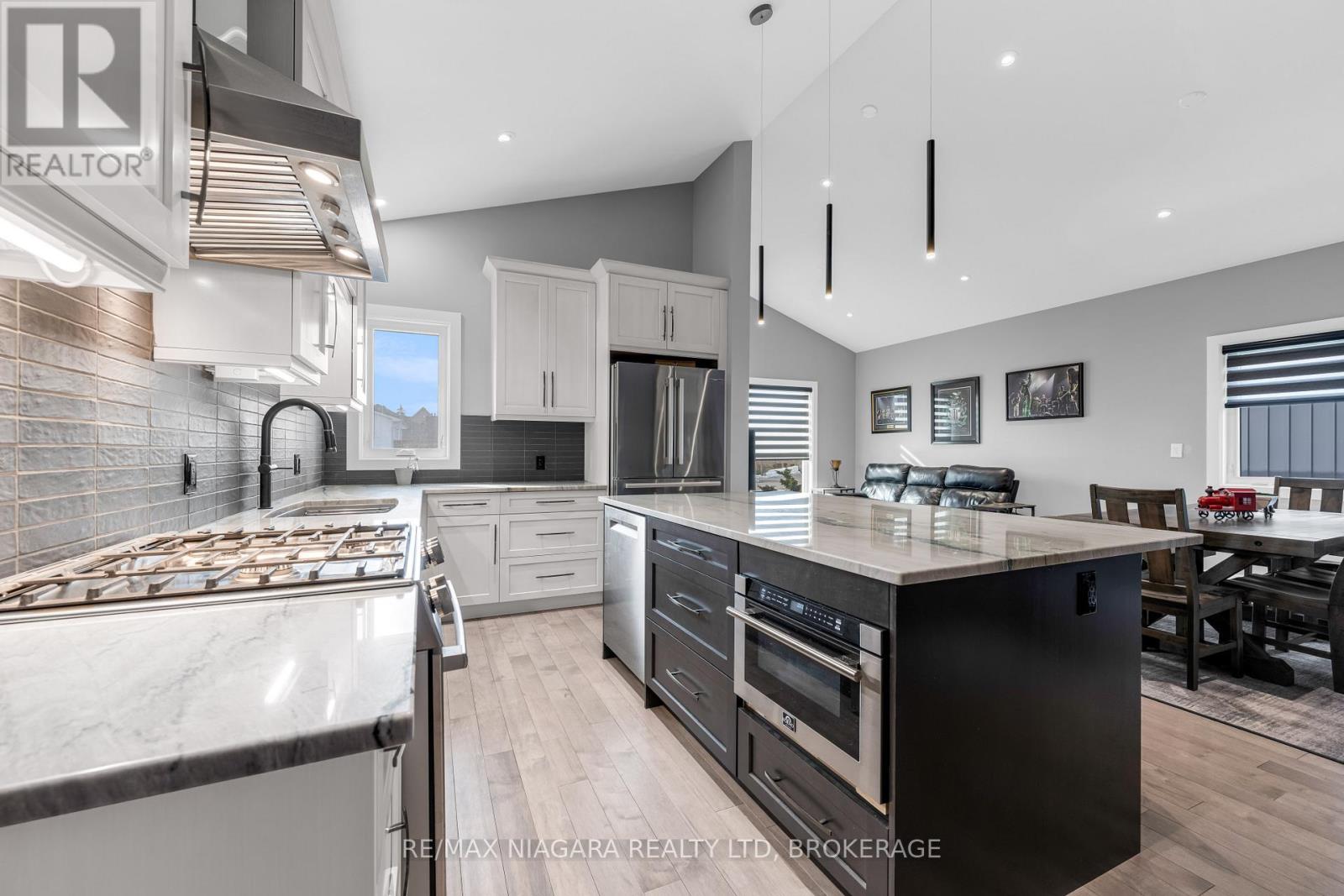 5 Heron Pointe Road, Port Colborne, Ontario  L3K 6A9 - Photo 12 - X12838248