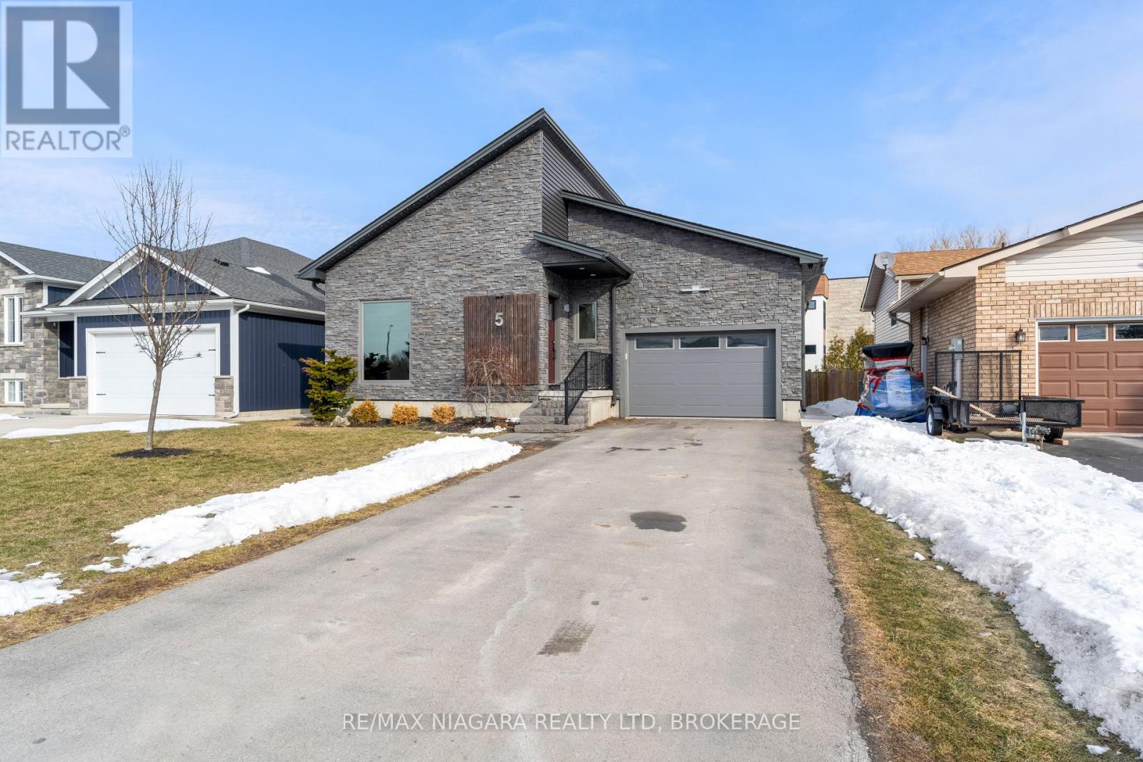 5 Heron Pointe Road, Port Colborne, Ontario  L3K 6A9 - Photo 43 - X12838248