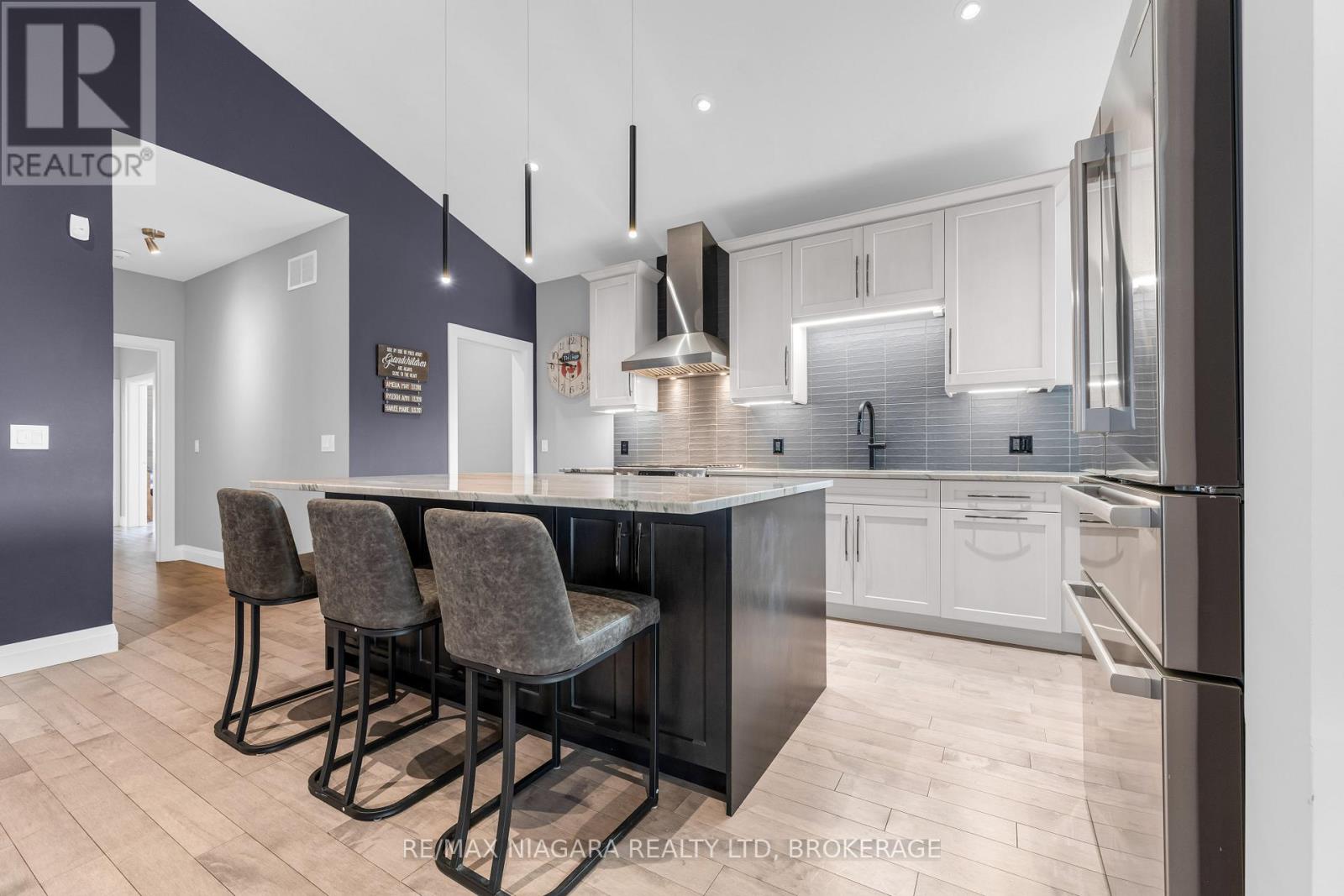 5 Heron Pointe Road, Port Colborne, Ontario  L3K 6A9 - Photo 9 - X12838248