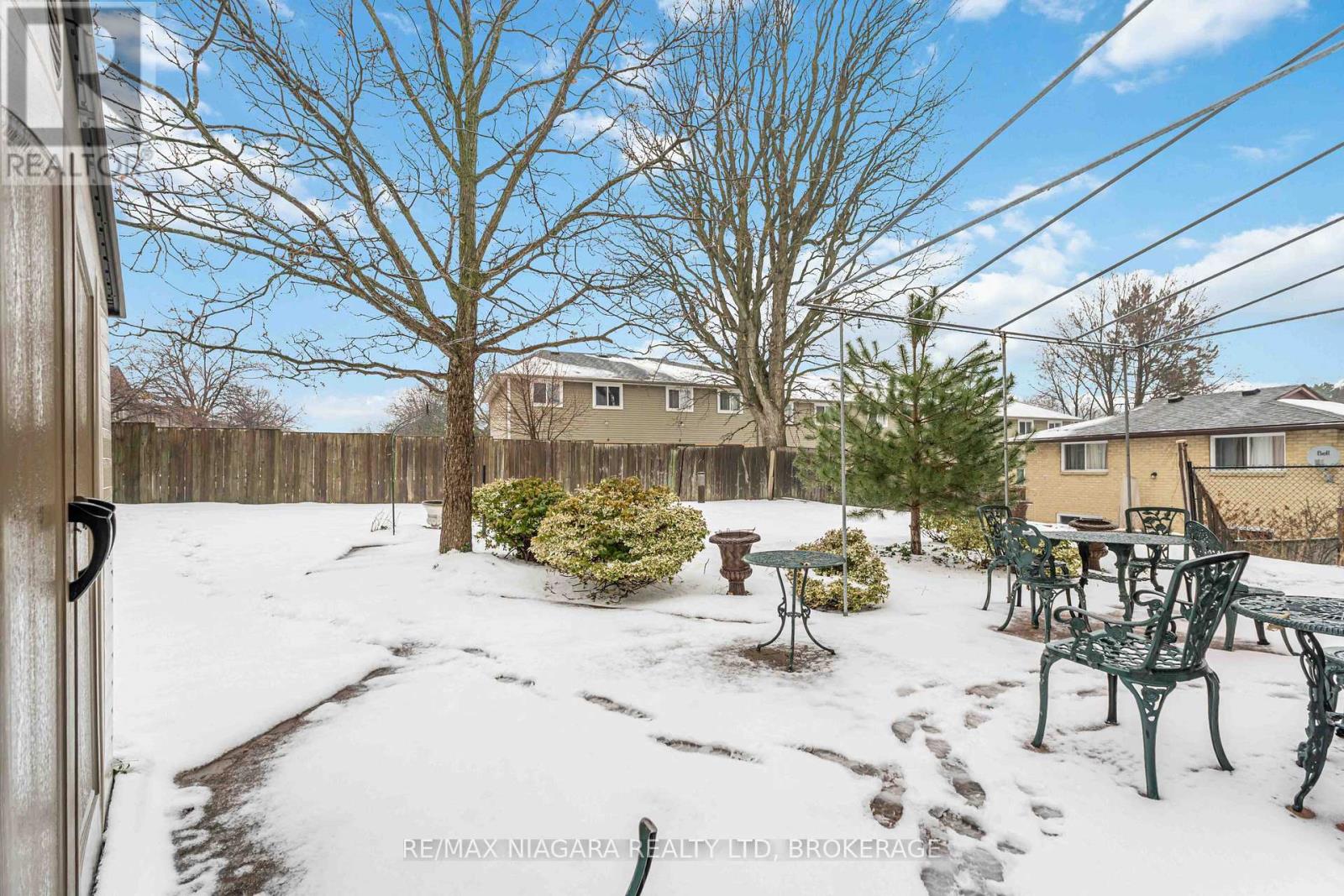 10 Donegel Place, Hamilton, Ontario  L9A 4Z6 - Photo 28 - X12838270