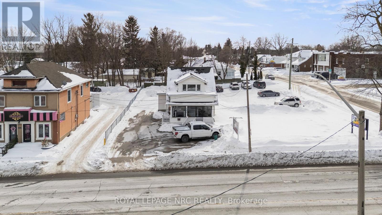 UPPER - 6326 THOROLD STONE ROAD, Niagara Falls, Ontario