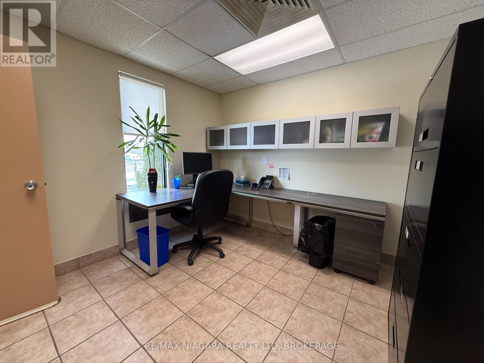 577 Industrial Drive, Fort Erie, Ontario  L2A 5M4 - Photo 11 - X12843334