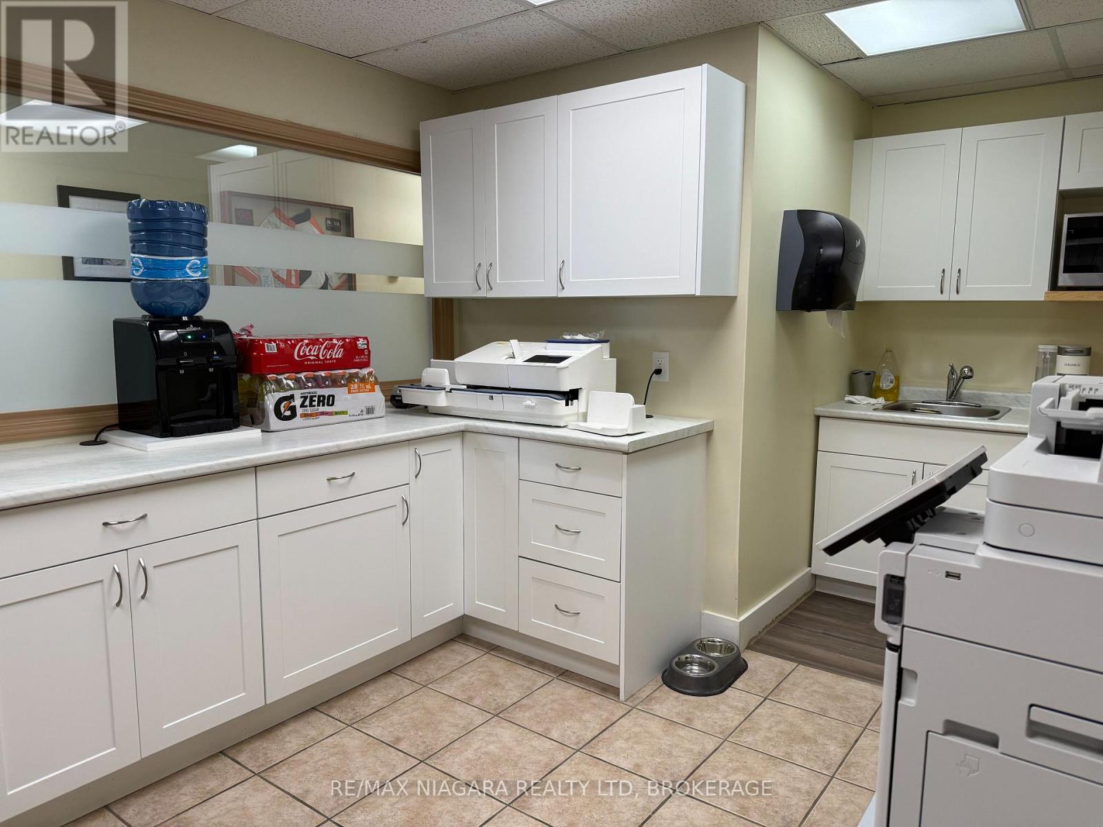 577 Industrial Drive, Fort Erie, Ontario  L2A 5M4 - Photo 3 - X12843334