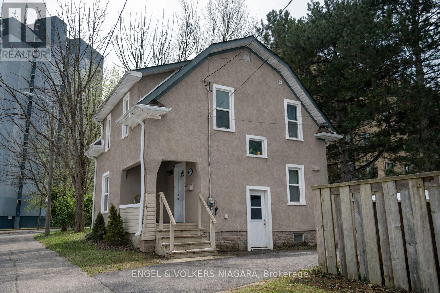 4752 Crawford Place W, Niagara Falls, Ontario  L2E 1Z2 - Photo 3 - X12846618