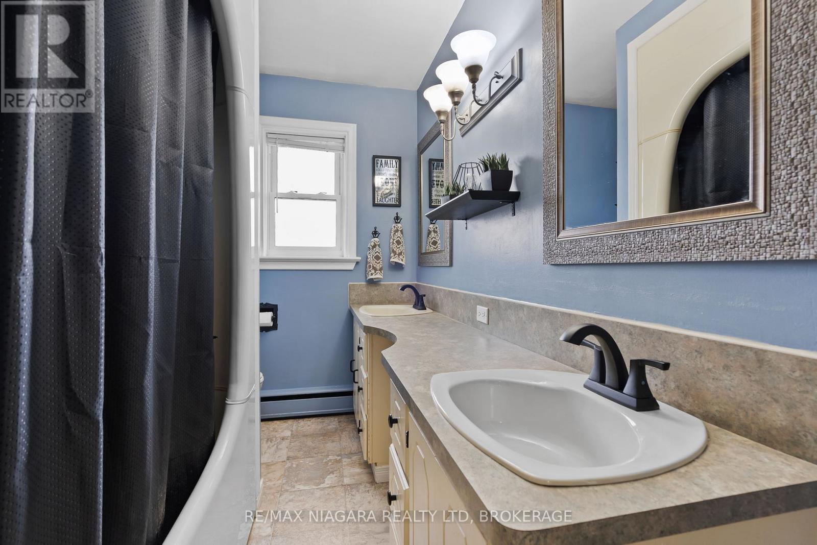 506 Main Street W, Port Colborne, Ontario  L3K 3W6 - Photo 11 - X12847114