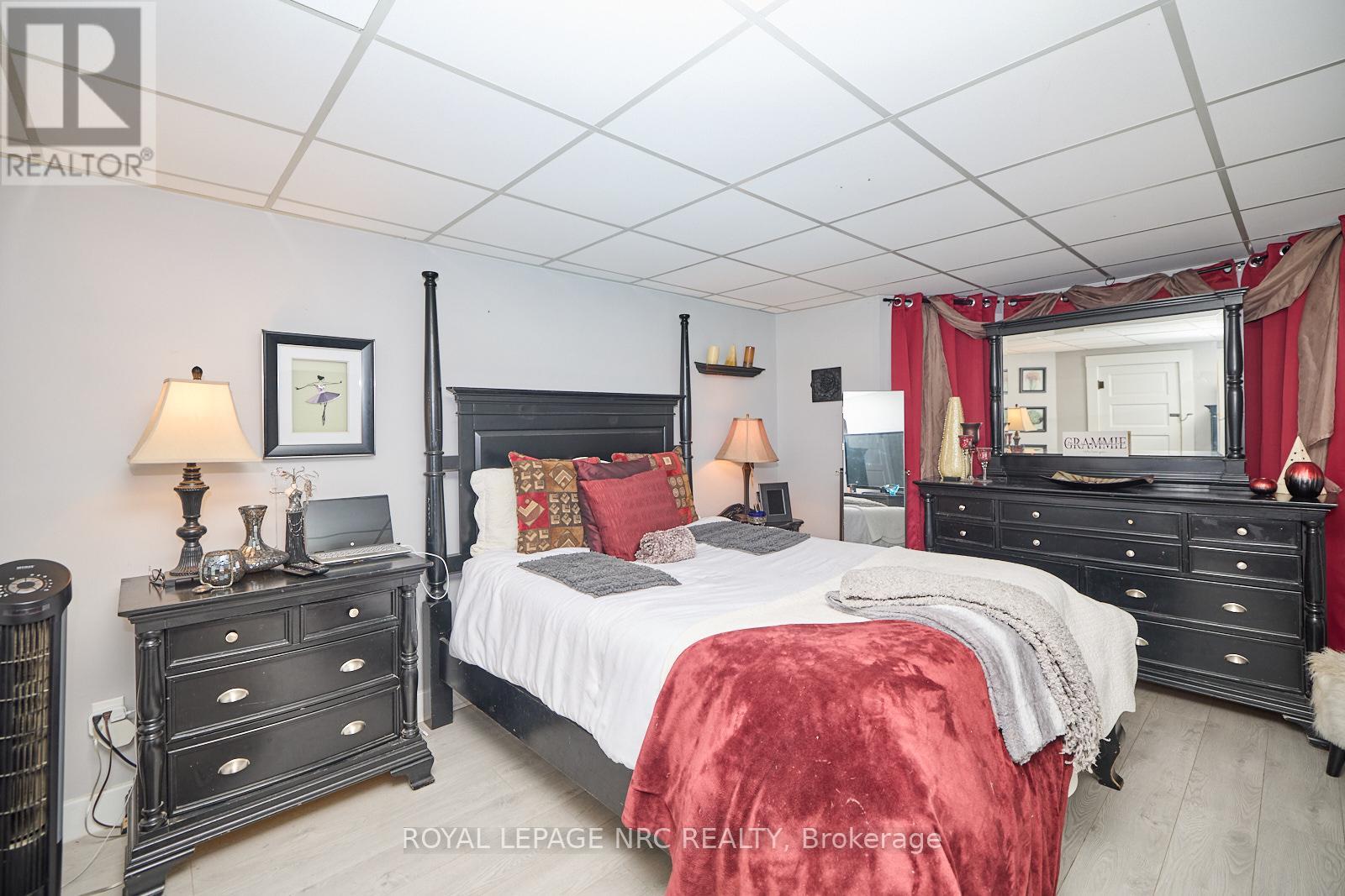 3758 Main Street, Niagara Falls, Ontario  L2G 6B2 - Photo 15 - X12847160